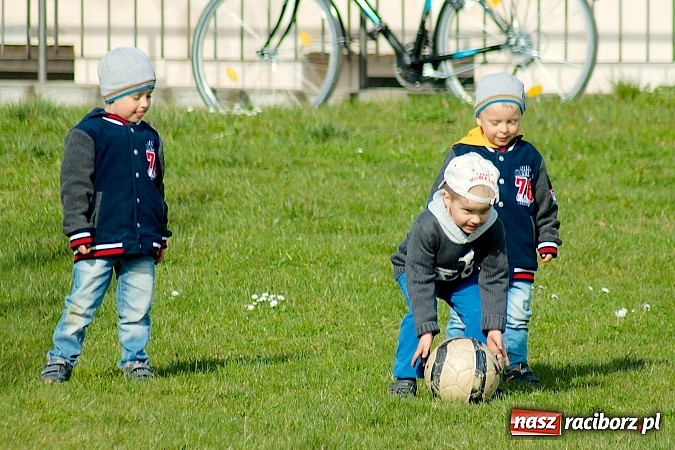Zdjęcie w galerii na portalu naszraciborz.pl: Derby Raciborza: Wymęczone zwycięstwo Brzezia wiadomości z regionu