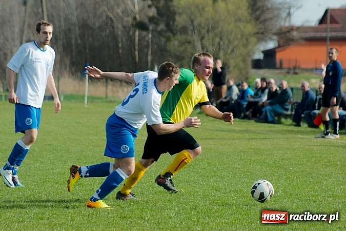 Zdjęcie w galerii na portalu naszraciborz.pl: Derby Raciborza: Wymęczone zwycięstwo Brzezia wiadomości z regionu