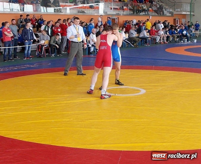 Zdjęcie w galerii na portalu naszraciborz.pl: Medale Unii Racibórz na zapaśniczych arenach wiadomości z regionu