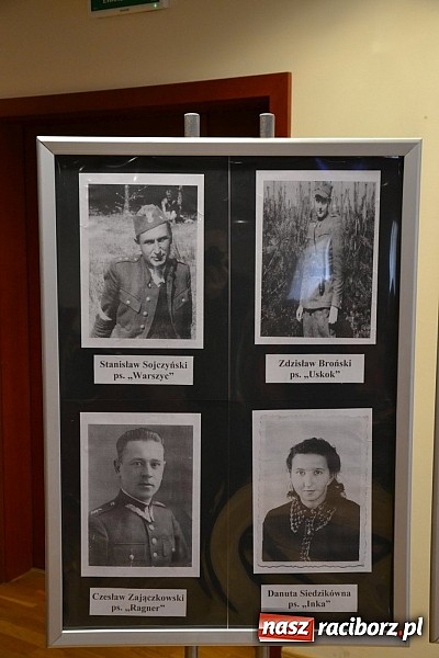 Zdjęcie w galerii na portalu naszraciborz.pl: 6. Przegląd Filmowy Echa Katynia, czyli spotkanie z historią na zamku wiadomości z regionu