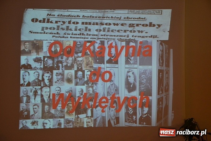 Zdjęcie w galerii na portalu naszraciborz.pl: 6. Przegląd Filmowy Echa Katynia, czyli spotkanie z historią na zamku wiadomości z regionu