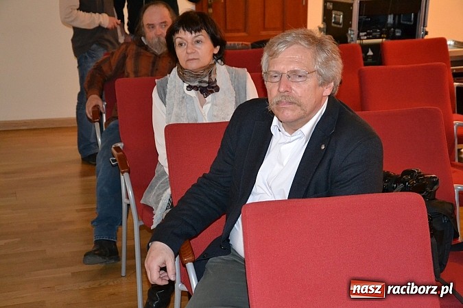 Zdjęcie w galerii na portalu naszraciborz.pl: 6. Przegląd Filmowy Echa Katynia, czyli spotkanie z historią na zamku wiadomości z regionu