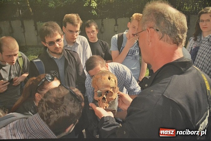 Zdjęcie w galerii na portalu naszraciborz.pl: 6. Przegląd Filmowy Echa Katynia, czyli spotkanie z historią na zamku wiadomości z regionu