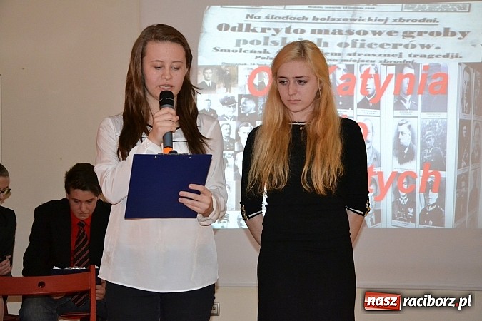 Zdjęcie w galerii na portalu naszraciborz.pl: 6. Przegląd Filmowy Echa Katynia, czyli spotkanie z historią na zamku wiadomości z regionu