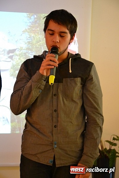 Zdjęcie w galerii na portalu naszraciborz.pl: 6. Przegląd Filmowy Echa Katynia, czyli spotkanie z historią na zamku wiadomości z regionu