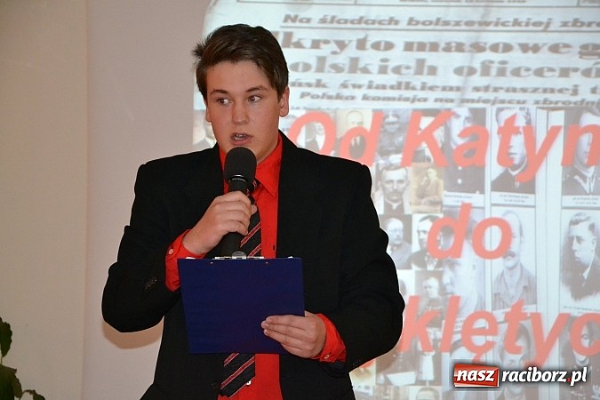 Zdjęcie w galerii na portalu naszraciborz.pl: 6. Przegląd Filmowy Echa Katynia, czyli spotkanie z historią na zamku wiadomości z regionu