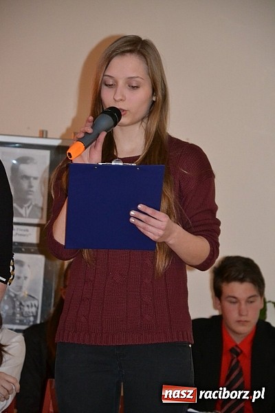 Zdjęcie w galerii na portalu naszraciborz.pl: 6. Przegląd Filmowy Echa Katynia, czyli spotkanie z historią na zamku wiadomości z regionu