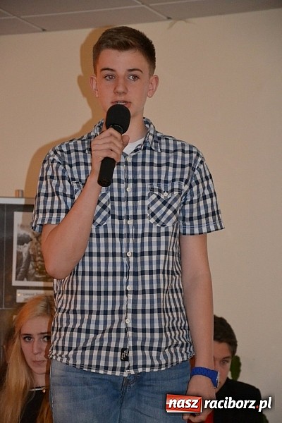 Zdjęcie w galerii na portalu naszraciborz.pl: 6. Przegląd Filmowy Echa Katynia, czyli spotkanie z historią na zamku wiadomości z regionu