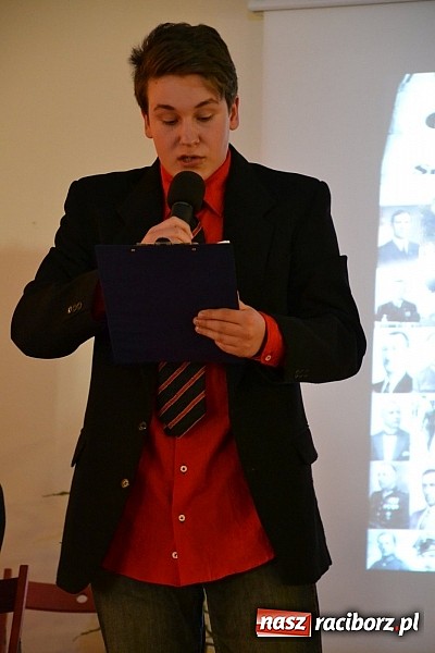 Zdjęcie w galerii na portalu naszraciborz.pl: 6. Przegląd Filmowy Echa Katynia, czyli spotkanie z historią na zamku wiadomości z regionu