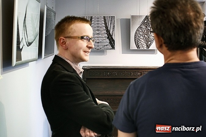 Zdjęcie w galerii na portalu naszraciborz.pl: FOTON świętuje jubileusz 10-lecia w rydułtowskiej Galerii Sztuki wiadomości z regionu