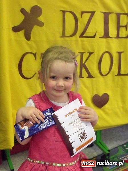 Zdjęcie w galerii na portalu naszraciborz.pl: Uśmiech w kostkach - Przedszkole nr 5 obchodziło Dzień Czekolady wiadomości z regionu