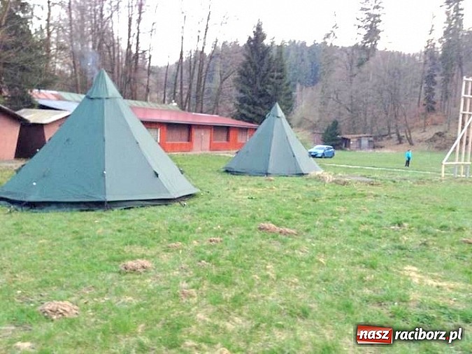 Zdjęcie w galerii na portalu naszraciborz.pl: Harcerze z Raciborza i Wodzisławia na biwaku w Czechach wiadomości z regionu