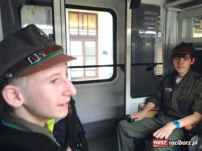 Zdjęcie w galerii na portalu naszraciborz.pl: Harcerze z Raciborza i Wodzisławia na biwaku w Czechach wiadomości z regionu