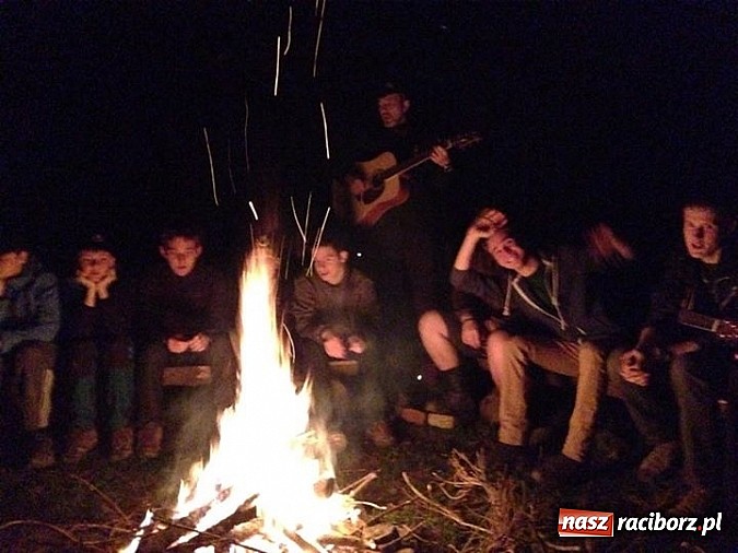 Zdjęcie w galerii na portalu naszraciborz.pl: Harcerze z Raciborza i Wodzisławia na biwaku w Czechach wiadomości z regionu