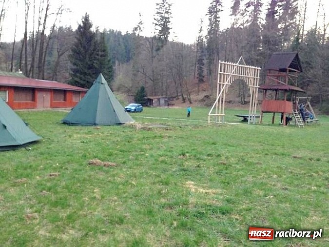 Zdjęcie w galerii na portalu naszraciborz.pl: Harcerze z Raciborza i Wodzisławia na biwaku w Czechach wiadomości z regionu