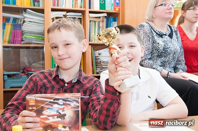 Zdjęcie w galerii na portalu naszraciborz.pl: Trzecioklasiści znają swoje miasto wiadomości z regionu