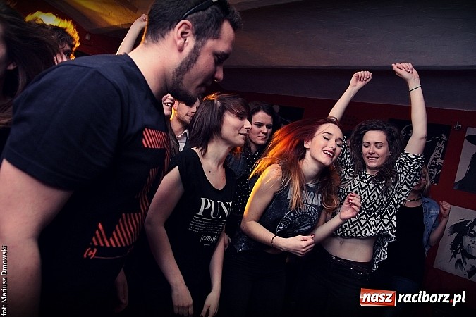 Zdjęcie w galerii na portalu naszraciborz.pl: Juwenalia 2015: Bitwa Kapel na Końcu Świata wiadomości z regionu