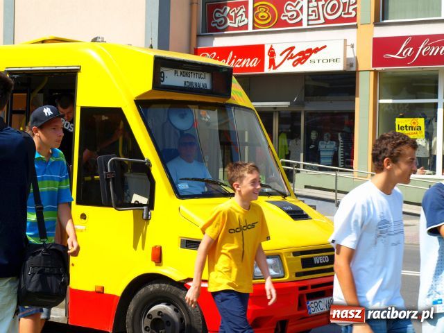 Zdjęcie w galerii na portalu naszraciborz.pl: Pierwszy raciborski FLASH MOB wiadomości z regionu