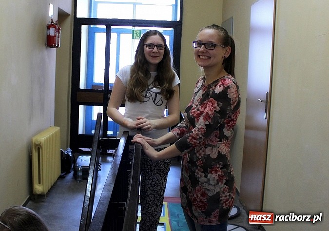 Zdjęcie w galerii na portalu naszraciborz.pl: Dzień otwarty w szkole muzycznej z bajką Kot w butach wiadomości z regionu