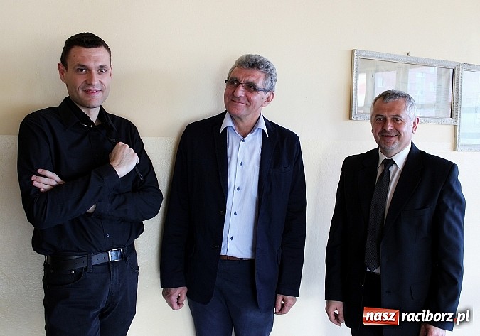 Zdjęcie w galerii na portalu naszraciborz.pl: Dzień otwarty w szkole muzycznej z bajką Kot w butach wiadomości z regionu