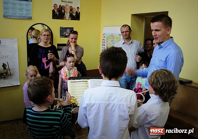 Zdjęcie w galerii na portalu naszraciborz.pl: Dzień otwarty w szkole muzycznej z bajką Kot w butach wiadomości z regionu