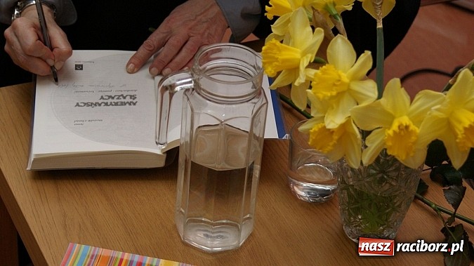 Zdjęcie w galerii na portalu naszraciborz.pl: Tropiąc Ślązaków…Ligoniowe Radio w Raciborzu  wiadomości z regionu