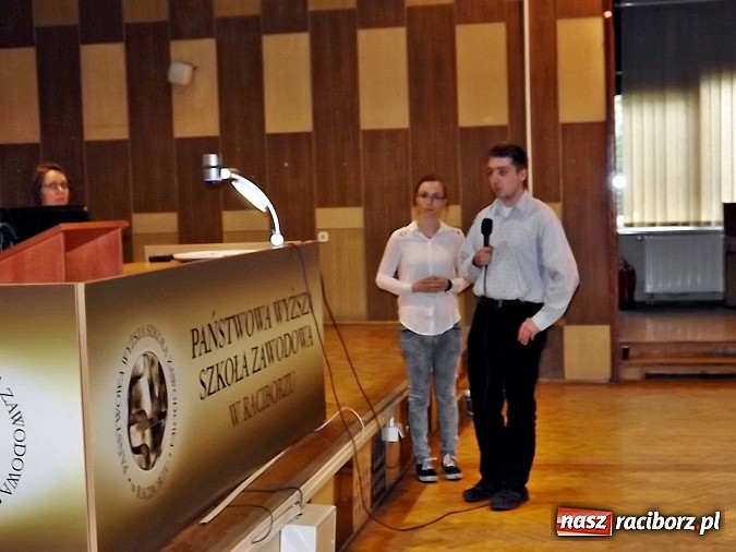 Zdjęcie w galerii na portalu naszraciborz.pl: Studenci PWSZ wysłuchali wykładu prezydenta wiadomości z regionu