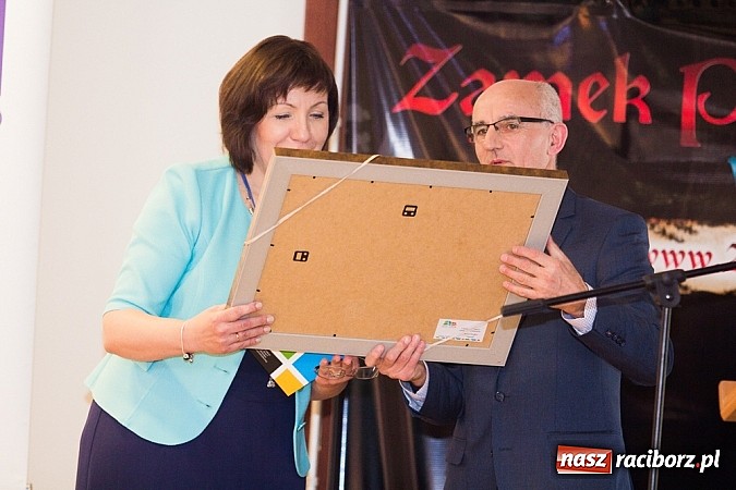 Zdjęcie w galerii na portalu naszraciborz.pl: Jubileusz Młodzieżowego Domu Kultury na Zamku Piastowskim wiadomości z regionu