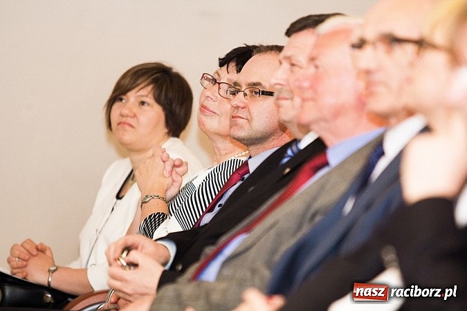 Zdjęcie w galerii na portalu naszraciborz.pl: Jubileusz Młodzieżowego Domu Kultury na Zamku Piastowskim wiadomości z regionu