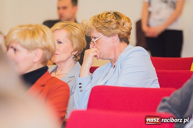 Zdjęcie w galerii na portalu naszraciborz.pl: Jubileusz Młodzieżowego Domu Kultury na Zamku Piastowskim wiadomości z regionu