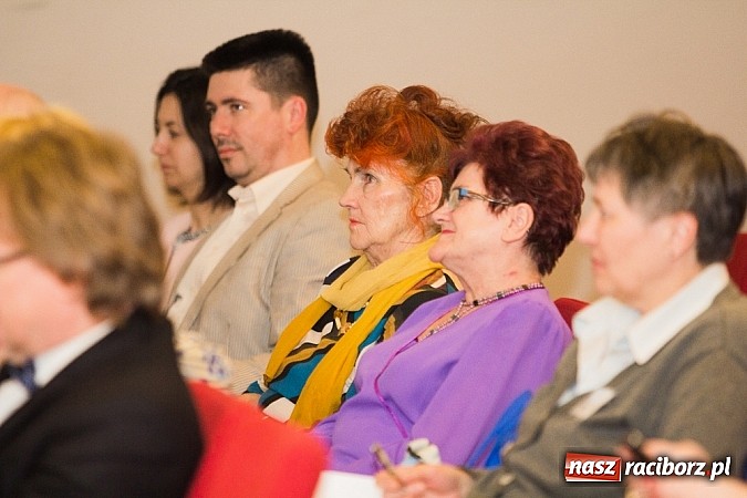 Zdjęcie w galerii na portalu naszraciborz.pl: Jubileusz Młodzieżowego Domu Kultury na Zamku Piastowskim wiadomości z regionu