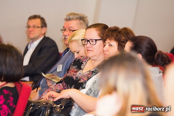 Zdjęcie w galerii na portalu naszraciborz.pl: Jubileusz Młodzieżowego Domu Kultury na Zamku Piastowskim wiadomości z regionu