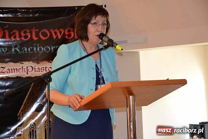 Zdjęcie w galerii na portalu naszraciborz.pl: Jubileusz Młodzieżowego Domu Kultury na Zamku Piastowskim wiadomości z regionu