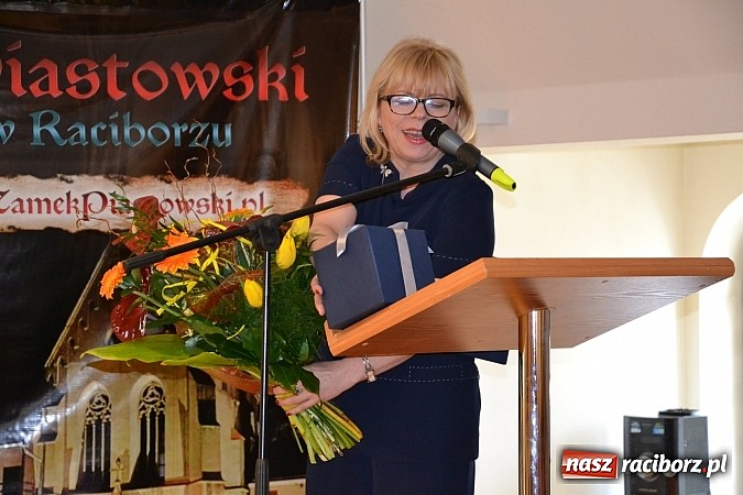 Zdjęcie w galerii na portalu naszraciborz.pl: Jubileusz Młodzieżowego Domu Kultury na Zamku Piastowskim wiadomości z regionu