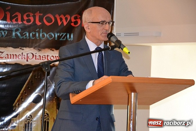 Zdjęcie w galerii na portalu naszraciborz.pl: Jubileusz Młodzieżowego Domu Kultury na Zamku Piastowskim wiadomości z regionu