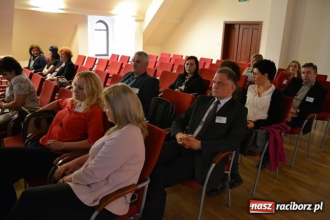Zdjęcie w galerii na portalu naszraciborz.pl: Jubileusz Młodzieżowego Domu Kultury na Zamku Piastowskim wiadomości z regionu