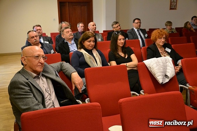 Zdjęcie w galerii na portalu naszraciborz.pl: Jubileusz Młodzieżowego Domu Kultury na Zamku Piastowskim wiadomości z regionu