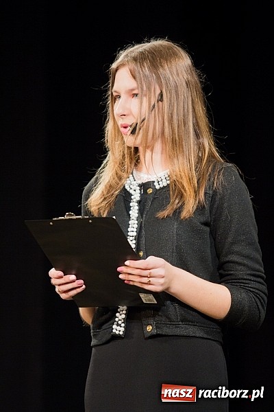 Zdjęcie w galerii na portalu naszraciborz.pl: Jubileuszowy koncert Młodzieżowego Domu Kultury w Raciborzu wiadomości z regionu