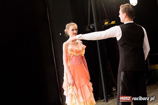 Zdjęcie w galerii na portalu naszraciborz.pl: Jubileuszowy koncert Młodzieżowego Domu Kultury w Raciborzu wiadomości z regionu