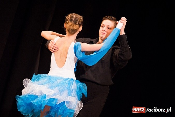 Zdjęcie w galerii na portalu naszraciborz.pl: Jubileuszowy koncert Młodzieżowego Domu Kultury w Raciborzu wiadomości z regionu