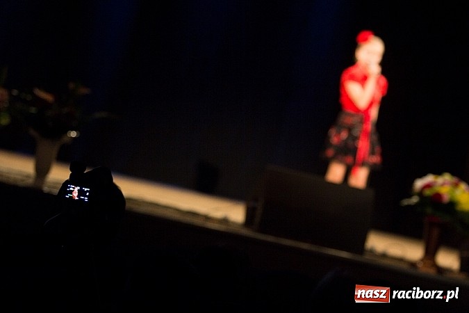 Zdjęcie w galerii na portalu naszraciborz.pl: Jubileuszowy koncert Młodzieżowego Domu Kultury w Raciborzu wiadomości z regionu