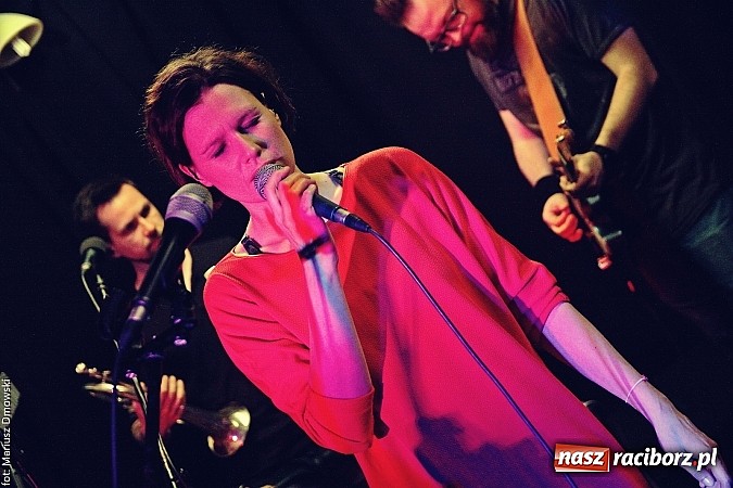 Zdjęcie w galerii na portalu naszraciborz.pl: Mikromusic wczoraj zagrał na Końcu Świata wiadomości z regionu