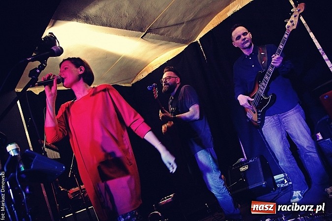 Zdjęcie w galerii na portalu naszraciborz.pl: Mikromusic wczoraj zagrał na Końcu Świata wiadomości z regionu