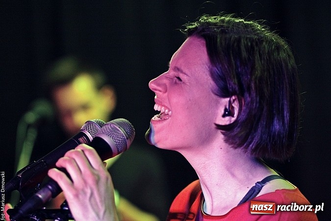 Zdjęcie w galerii na portalu naszraciborz.pl: Mikromusic wczoraj zagrał na Końcu Świata wiadomości z regionu