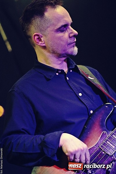 Zdjęcie w galerii na portalu naszraciborz.pl: Mikromusic wczoraj zagrał na Końcu Świata wiadomości z regionu