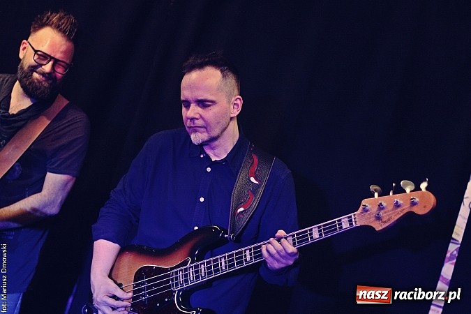 Zdjęcie w galerii na portalu naszraciborz.pl: Mikromusic wczoraj zagrał na Końcu Świata wiadomości z regionu