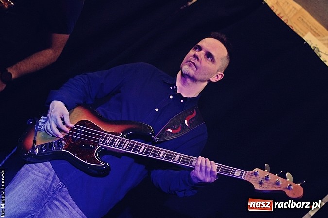 Zdjęcie w galerii na portalu naszraciborz.pl: Mikromusic wczoraj zagrał na Końcu Świata wiadomości z regionu