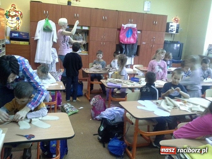 Zdjęcie w galerii na portalu naszraciborz.pl: Szkoła Podstawowa nr 4 z certyfikatem UNICEF wiadomości z regionu