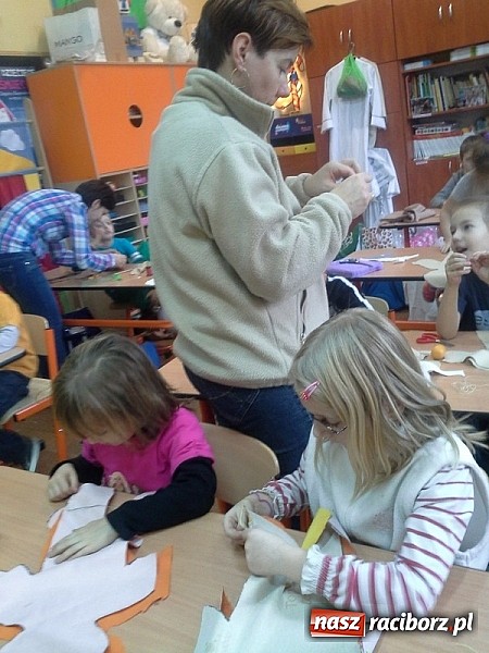 Zdjęcie w galerii na portalu naszraciborz.pl: Szkoła Podstawowa nr 4 z certyfikatem UNICEF wiadomości z regionu