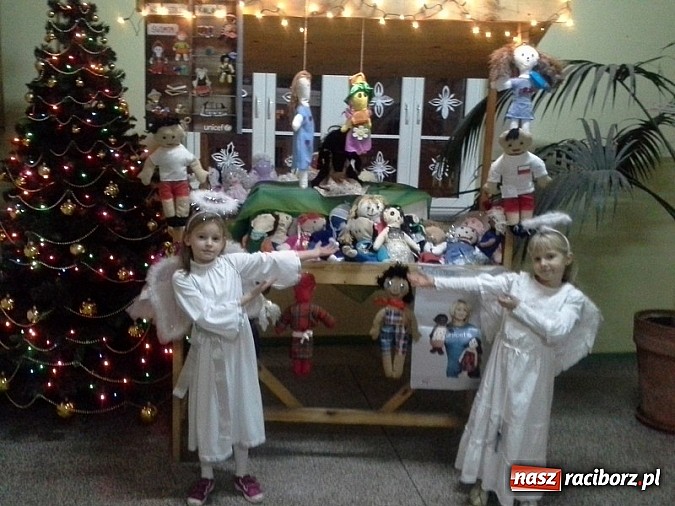 Zdjęcie w galerii na portalu naszraciborz.pl: Szkoła Podstawowa nr 4 z certyfikatem UNICEF wiadomości z regionu